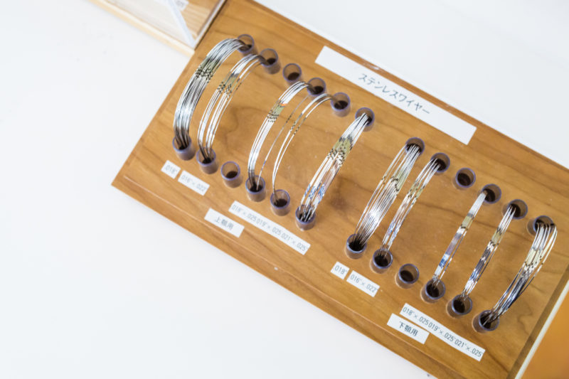 矯正用ワイヤー